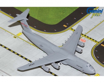 USAF C-5M Westover Air Reserve Base 87-0037 1:400 Scale Geminimacs GMUSA098