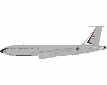 Singapore Air Force KC-135R Stratotanker w/stand 752 1:200 Scale Inflight IF135RSAF752