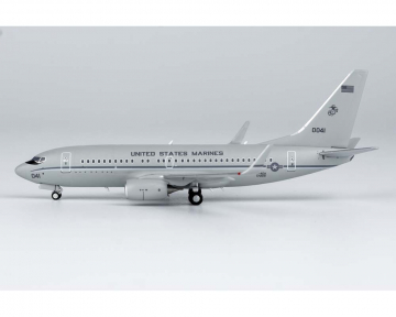 USMC C40A 1st Boeing C-40A Clipper (BuNo 170041) VMR-1 Roadrunners 170041 1:400 Scale NG77046