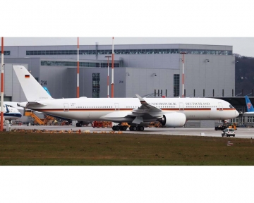 JC WINGS GERMAN AIR FORCE A350-900 Executive Transport, Flaps w/Stand  1:200 Scale JC2FBSBMVG0010A
