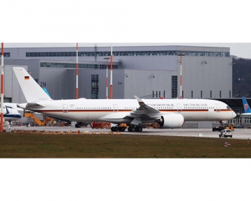 JC WINGS GERMAN AIR FORCE A350-900 Executive Transport w/Stand  1:200 Scale JC2FBSBMVG0010
