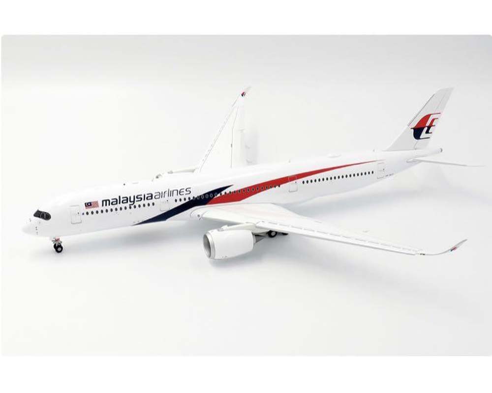 www.JetCollector.com: Malaysian A350-900 9M-MAB 1:200 Scale JC