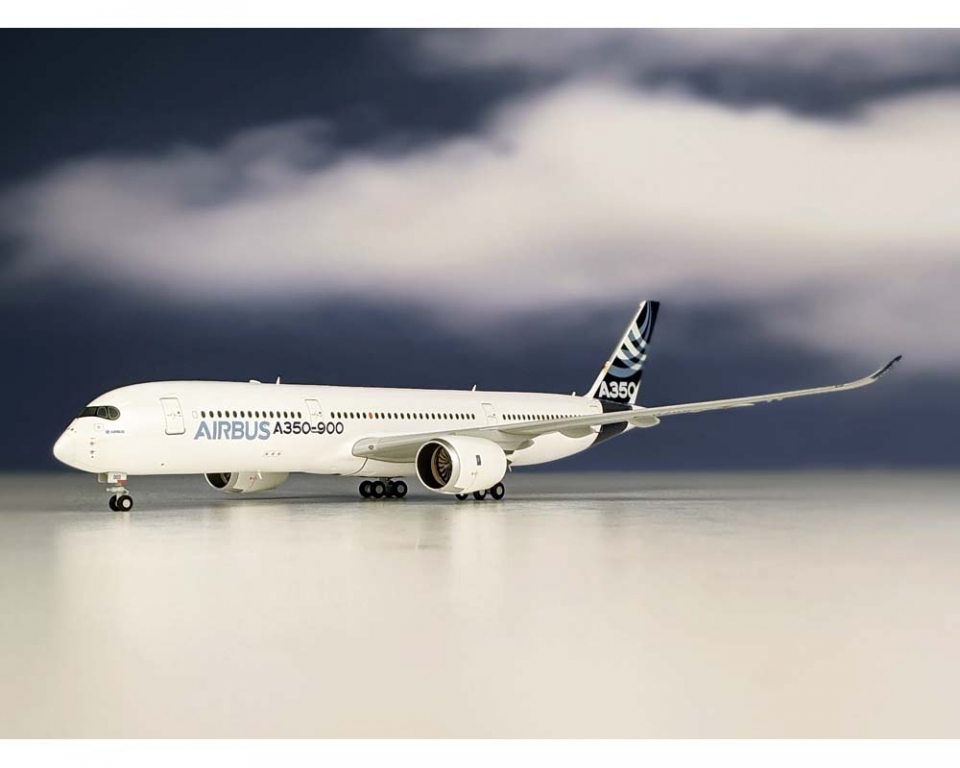 www.JetCollector.com: JC WINGS AIRBUS HOUSE LIVERY A350-900 F-WZGG