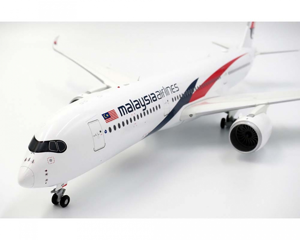 Details about   JC Wings 1:200 Malaysia Airlines Airbus A350-900 9M-MAB LH2117 Model Plane 