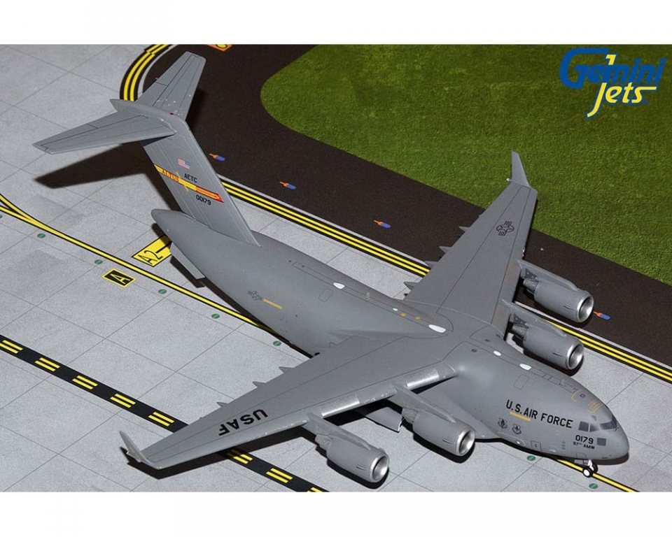 www.JetCollector.com: USAF C-17A Globemaster Altus Air Force Base
