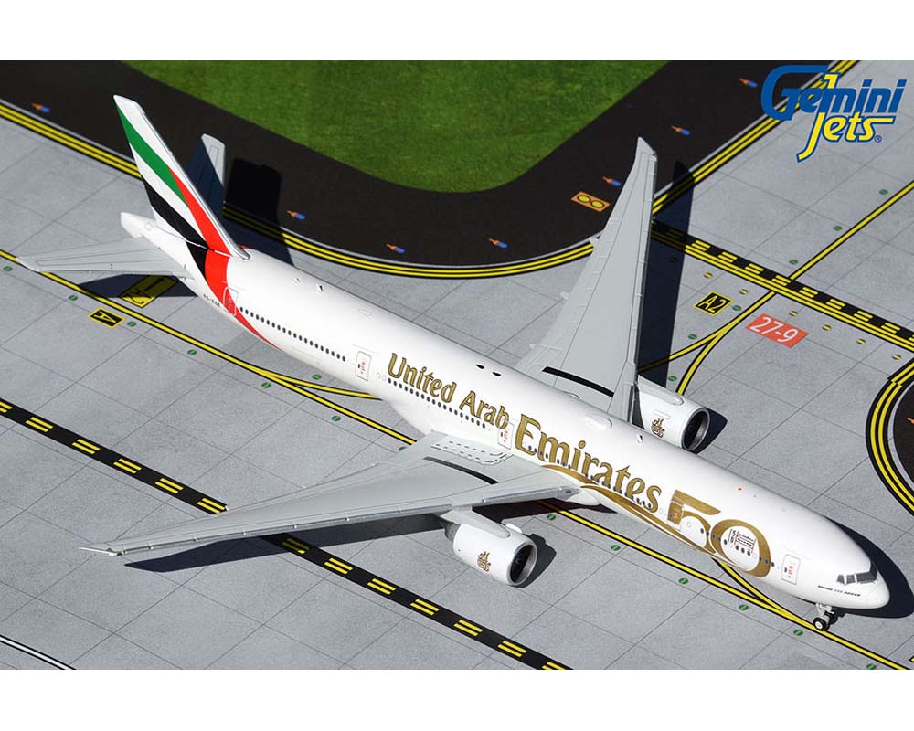 Jet-X 1/400 B777 American Airline　限定50 www.JetCollector.com: Emirates B777-300ER UAE 50th Livery A6-EGE 1