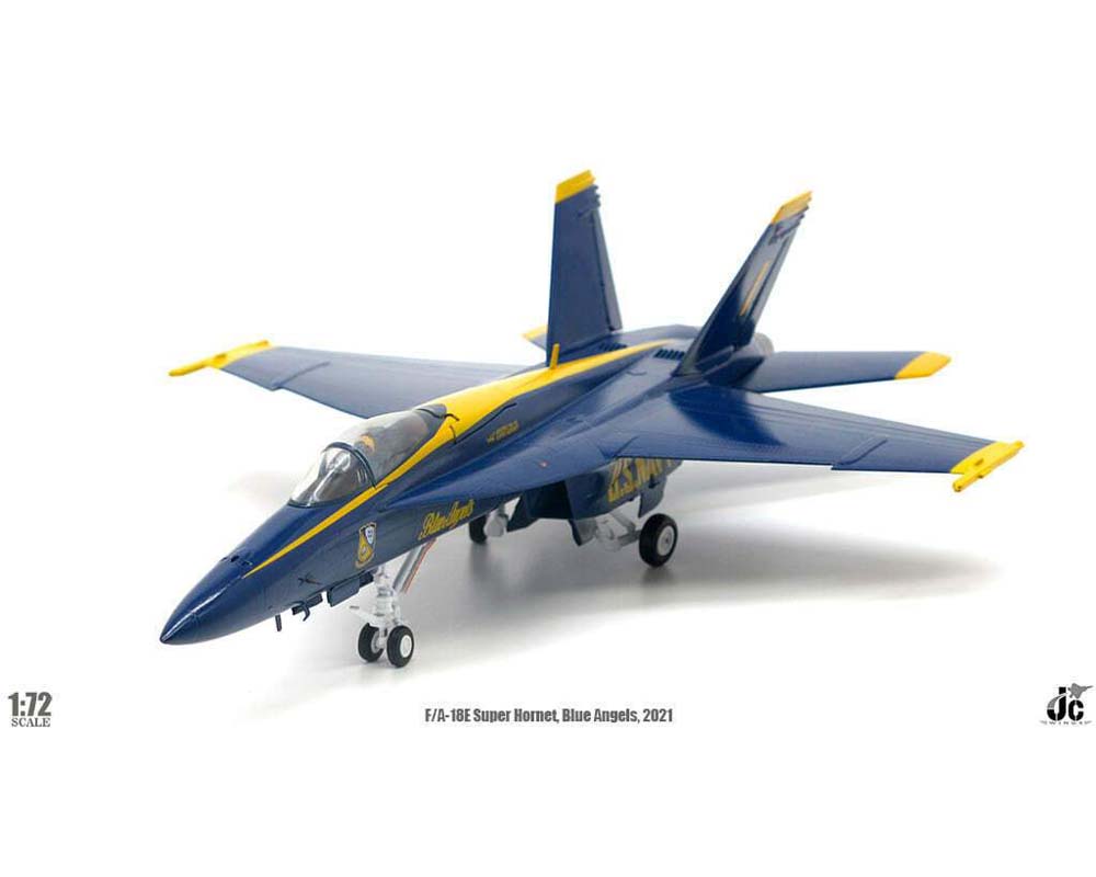 1:72 F/A18D Hornet Blue Angels 100 Years of Naval Aviation 