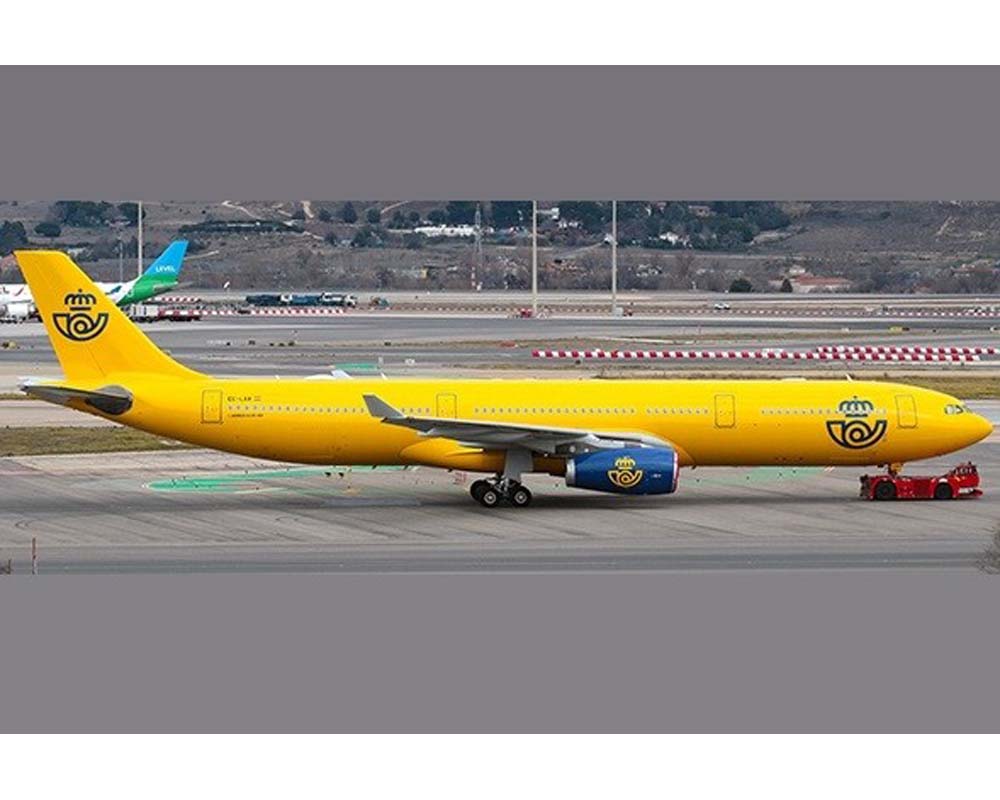 LH4EVE282.jpg