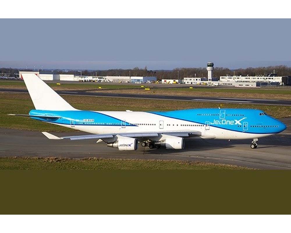 LH4LGT284A.jpg