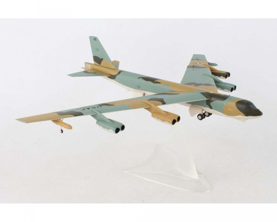 W*d様 HERPA B-52H Stratofortress アメリカ　1/2 www.JetCollector.com: Boeing B-52G Stratofortress USAF 72nd SW