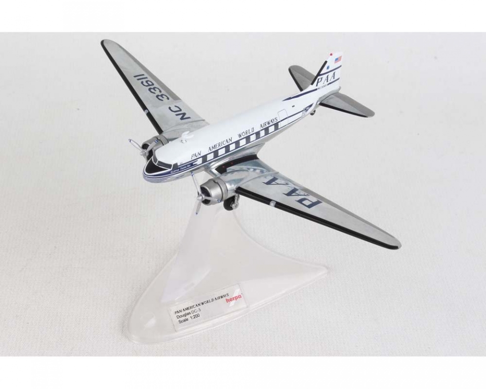 www.JetCollector.com: PAN AM DC-3 NC 33611 1:200 HERPA HE570886