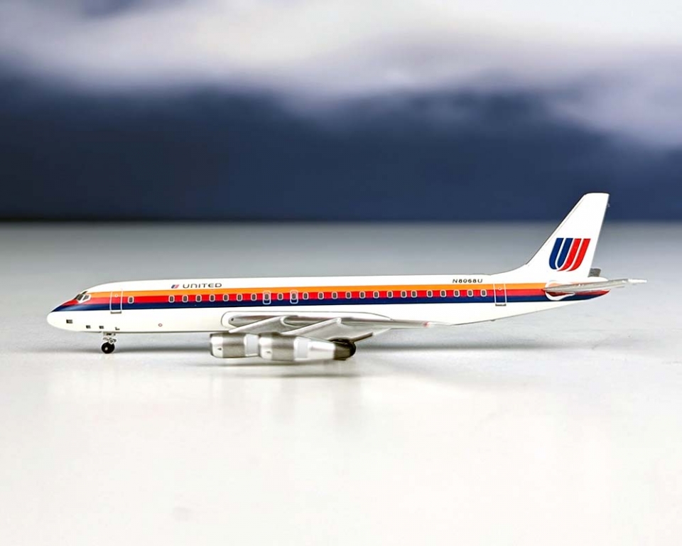 www.JetCollector.com: United Airlines DC-8-52 N8068U 1:400