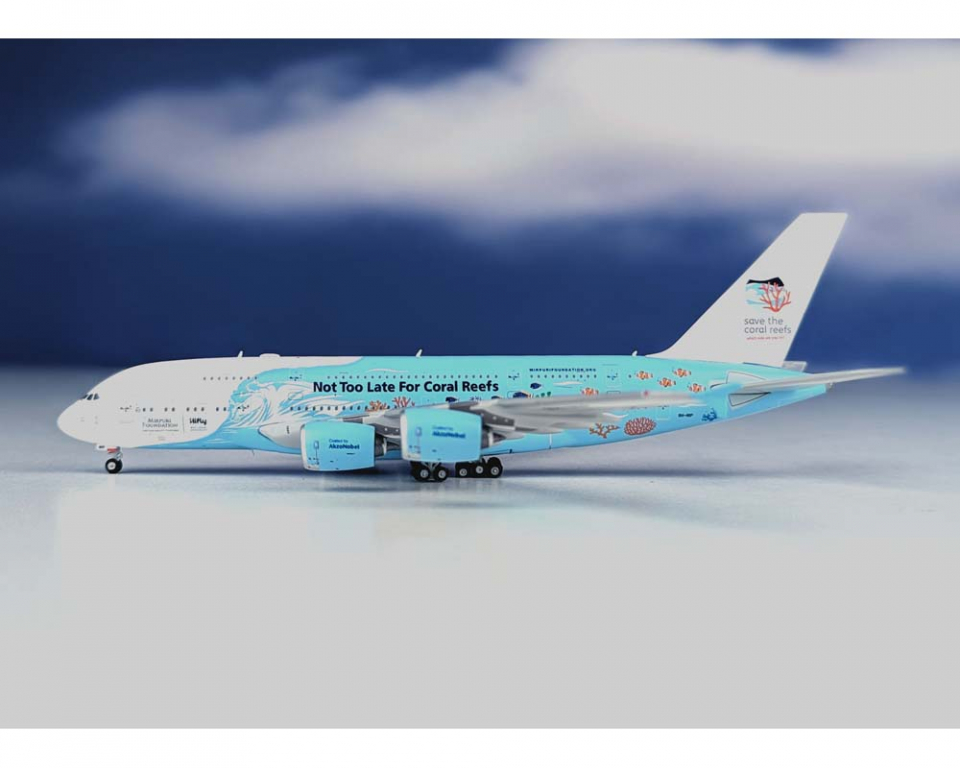 www.JetCollector.com: Hifly A380 9H-MIP 1:400 Scale JC Wings