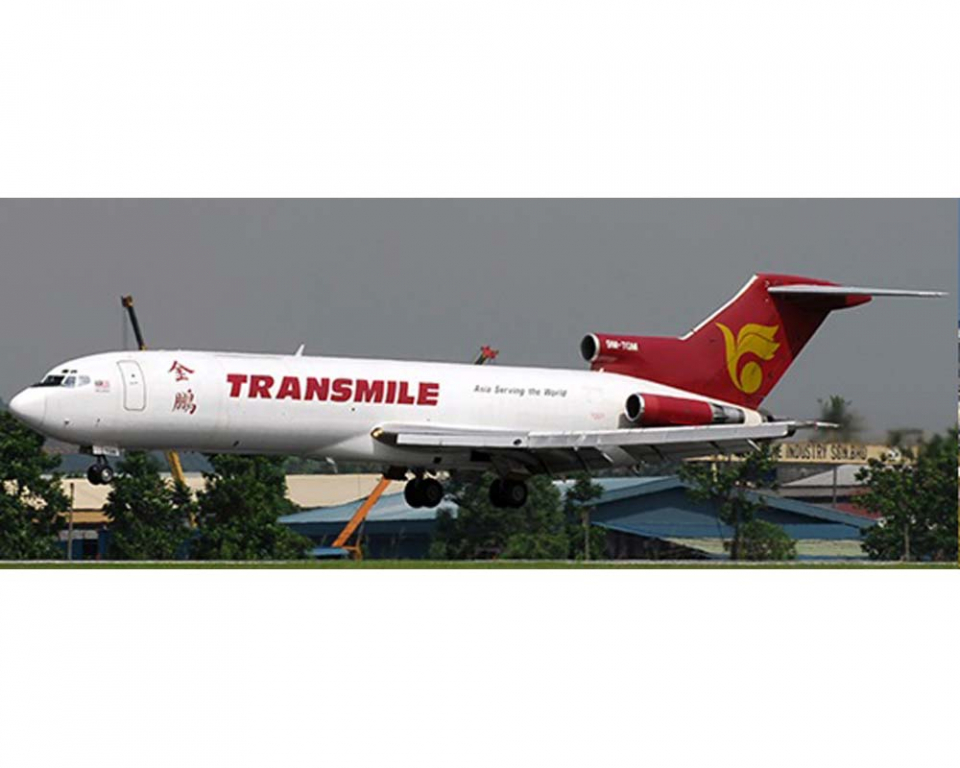 www.JetCollector.com: Transmile B727-200F 9M-TGM 1:200 Scale JC