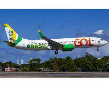 Gol "Gol do Brasil" B737-800 PR-GXB 1:400 Scale Phoenix PH4GOL2359