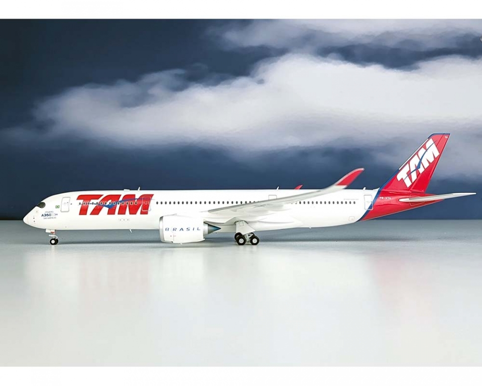 www.JetCollector.com: TAM A350-900 Primeiro A350 Das Americas PR