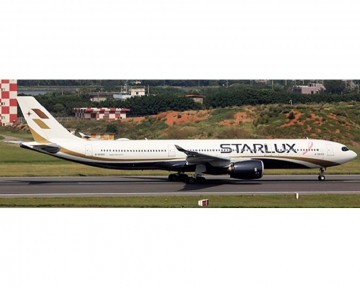 Starlux Airlines A330-900neo "Pink Ribbon" B-58302 1:200 Scale JC Wings EW2339002S