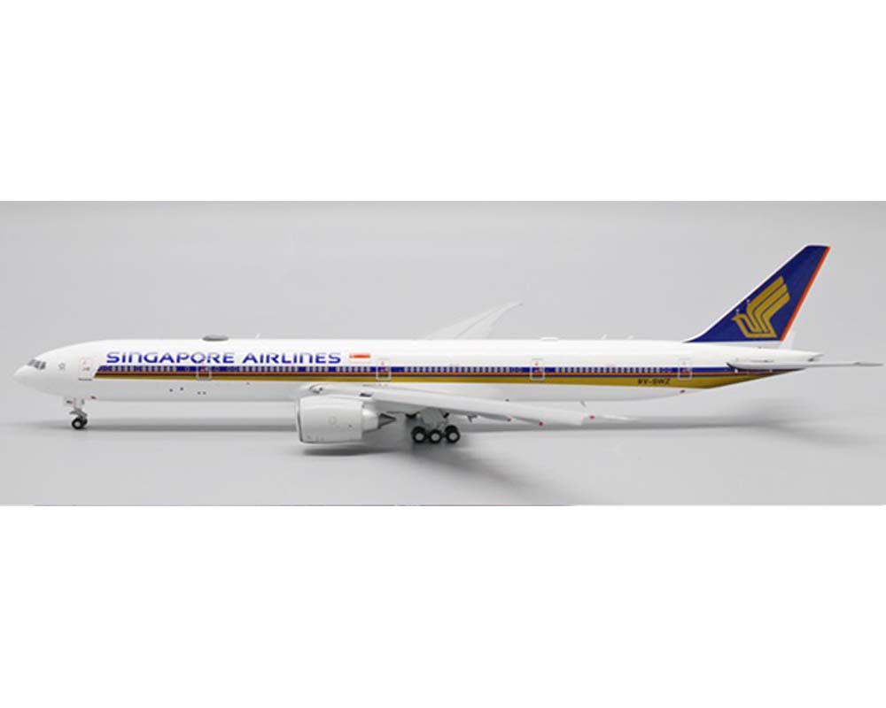 www.JetCollector.com: Singapore Airlines B777-300ER Flaps Down 9V
