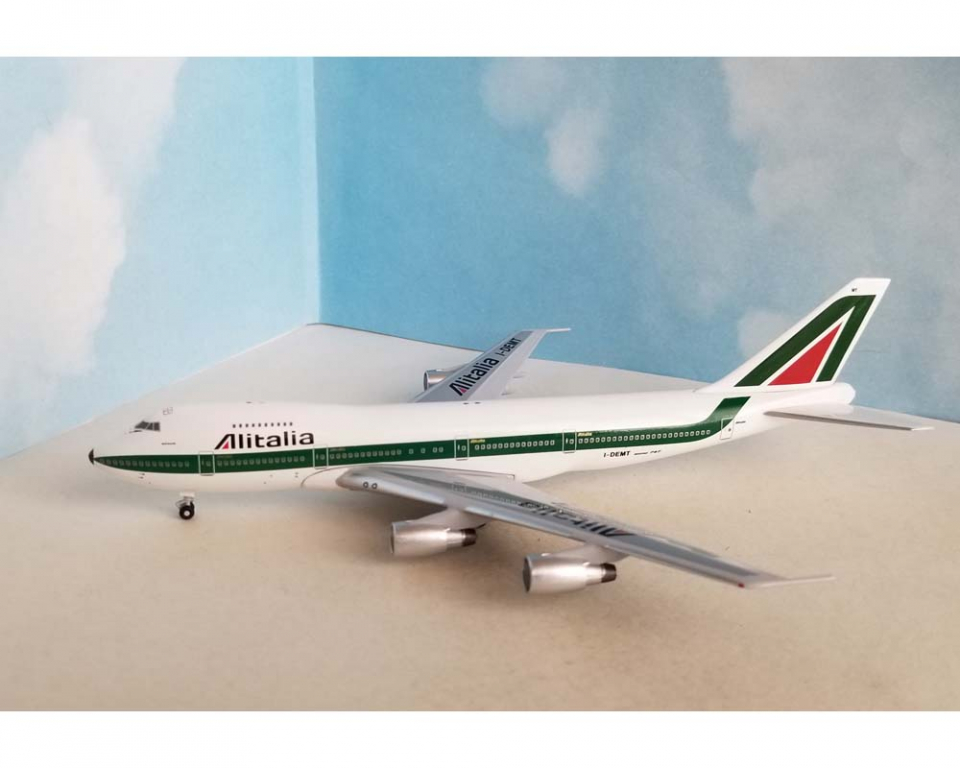 www.JetCollector.com: Alitalia B747-200 I-DEMT 1:400 Scale Bluebox