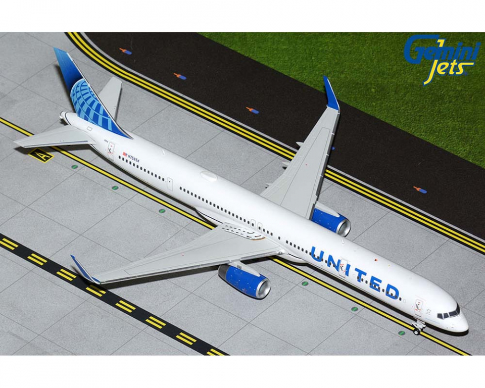 www.JetCollector.com: United Airlines Boeing 757-300 1:200