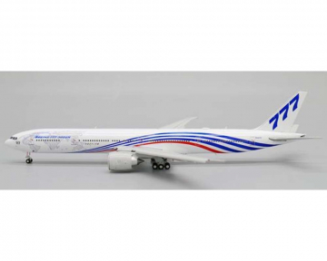 Boeing B777-300ER House Colors, World Tour, Flaps N5017V 1:400 Scale JC Wings XX4973A