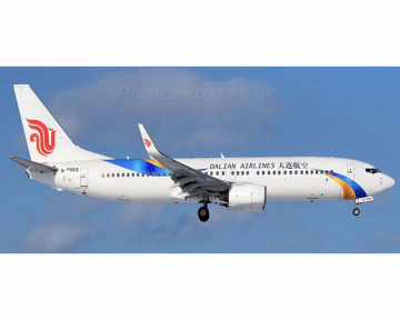 Dalian Airlines B737-800 B-5553 w/stand 1:200 Scale Aviation200 KJ-B738-096