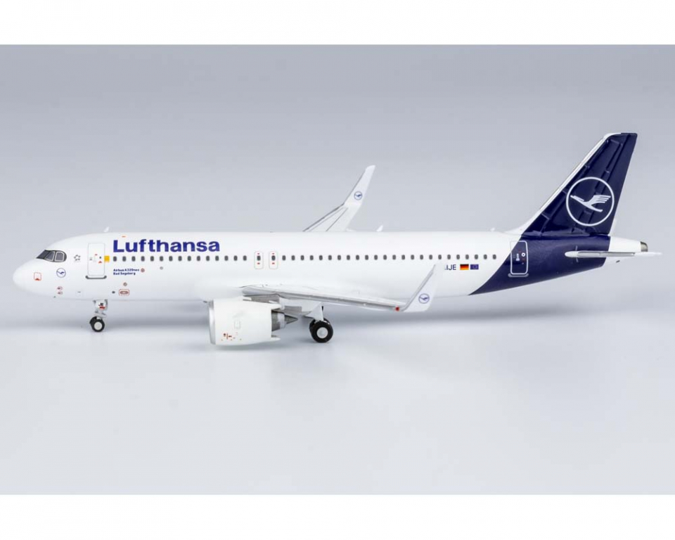 www.JetCollector.com: Lufthansa A320neo D-AIJE 1:400 Scale NG15008