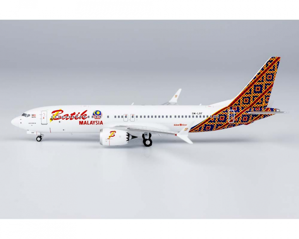 www.JetCollector.com: Batik Air B737 MAX8 9M-LRF 1:400 Scale NG88011