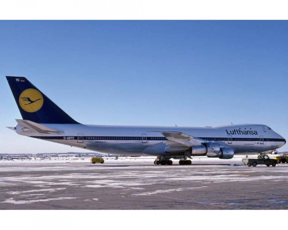 www.JetCollector.com: Lufthansa Polished B747-100 D-ABYC 1:400