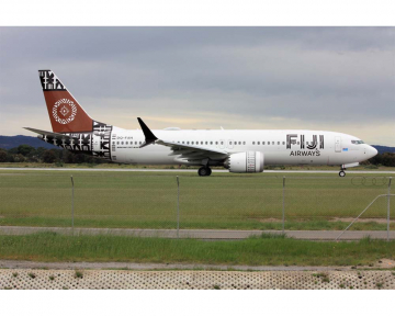 Fiji B737 MAX8 DQ-FAH 1:400 Scale Phoenix PH11853