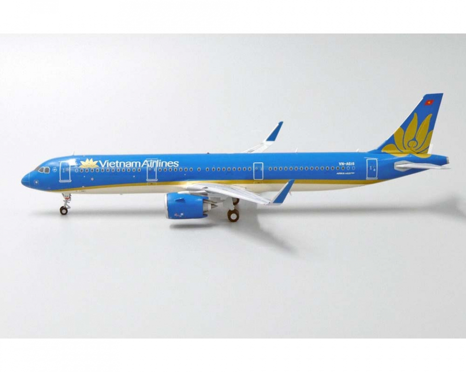 www.JetCollector.com: Vietnam Airlines A321neo VN-A618 1:200 Scale