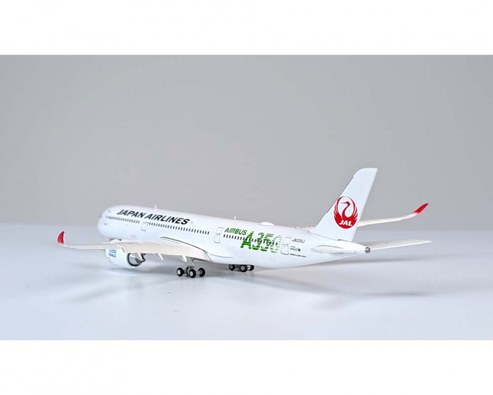 www.JetCollector.com: JAL A350-900 Green A350 Titles, Flaps JA03XJ