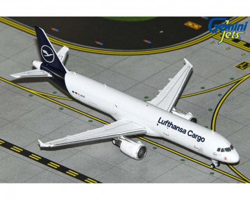 Lufthansa Cargo A321P2F D-AEUC 1:400 Scale Geminijets GJDLH2135