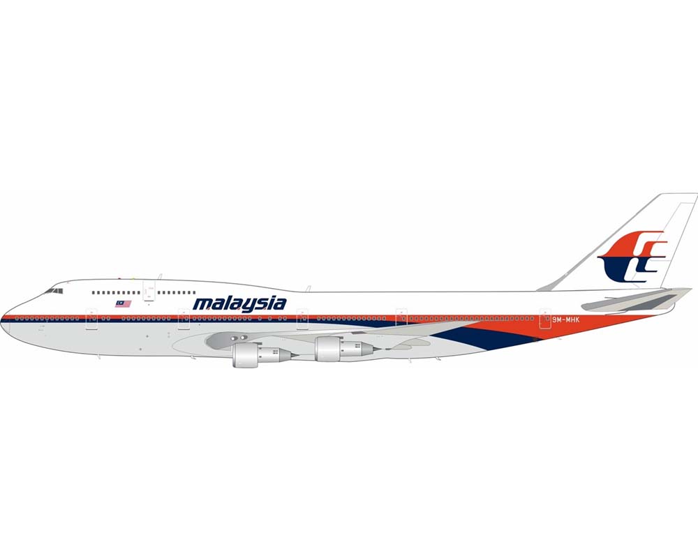 www.JetCollector.com: Malaysia Airlines B747-300 w/stand 9M-MHK 1