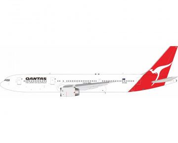 Qantas B767-300ER w/stand VH-ZXA 1:200 Scale Inflight IF763QF1223