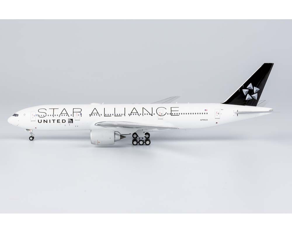 全日空商事1/200ANA B777-300ER STAR ALLIANCE www.JetCollector.com: United Airlines B777-200ER Star Alliance c/s