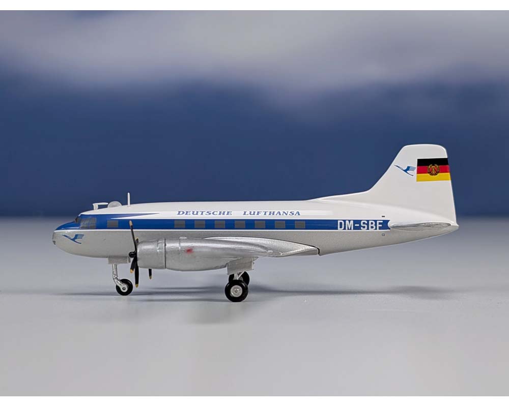www.JetCollector.com: Deutsche Lufthansa IL-14 DM-SBF 1:200 Scale