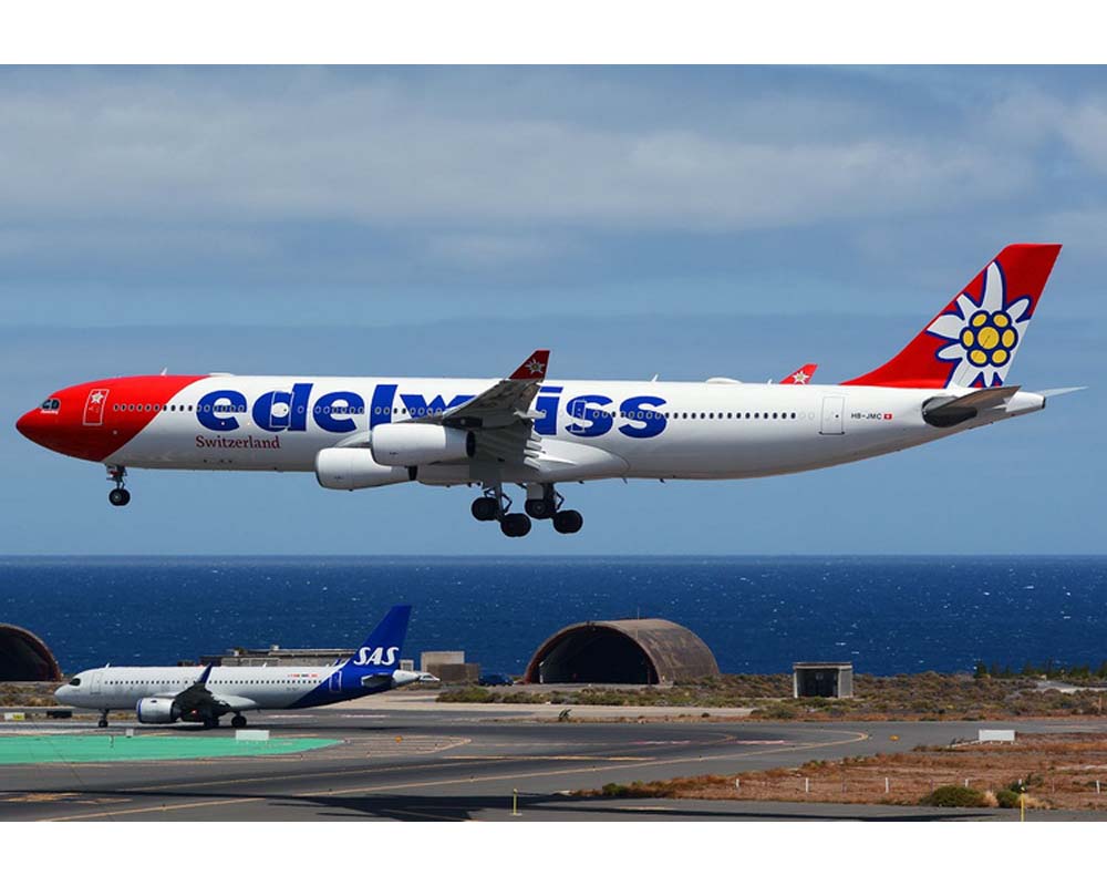 www.JetCollector.com: Edelweiss A340-300 HB-JMC 1:400 Scale