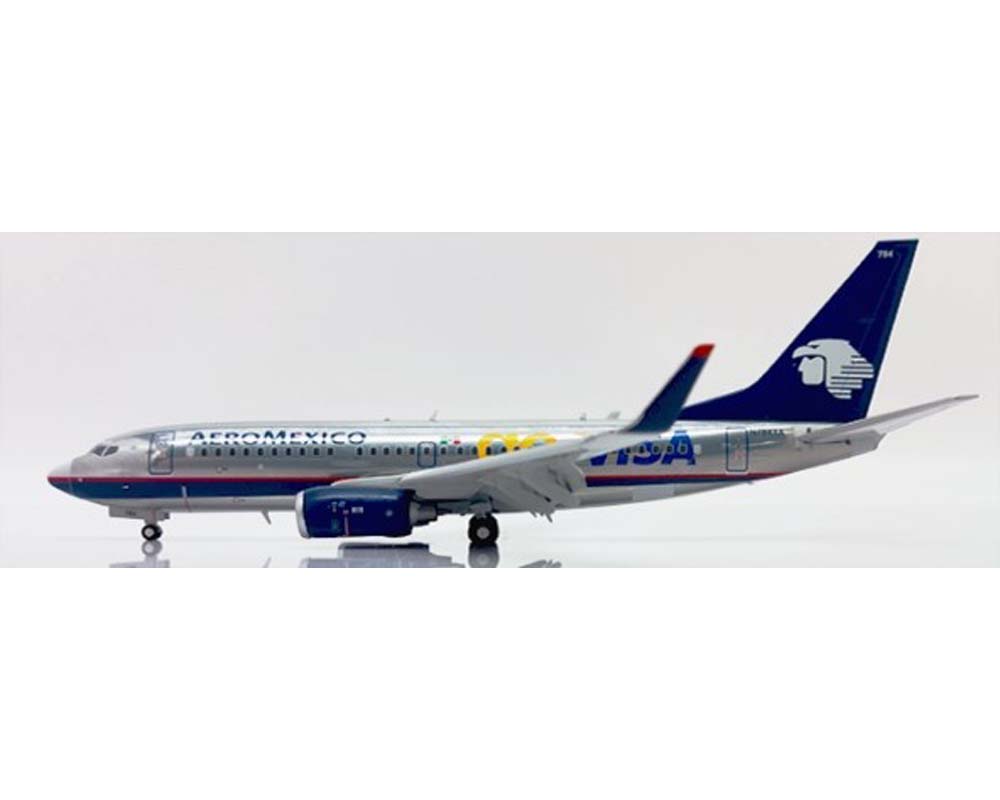 www.JetCollector.com: Aeromexico B737-700 