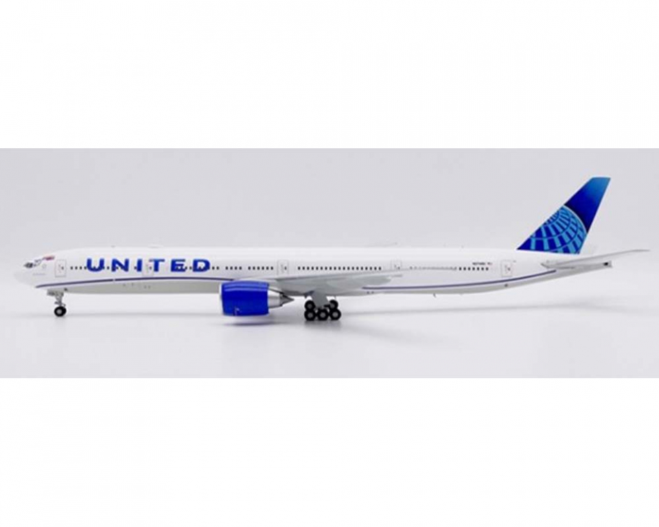 www.JetCollector.com: United Airlines B777-300ER 