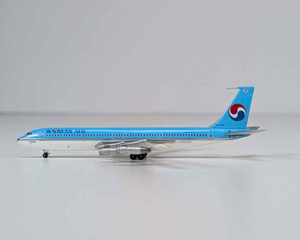 www.JetCollector.com: Korean Air B707-320 HL7406 1:400 Scale
