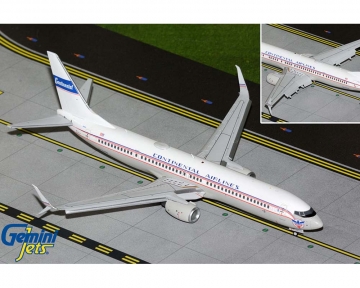 United Airlines B737-900ER "Continental" retro w/ flaps; upgraded stand N75435 1:200 Scale Geminijet