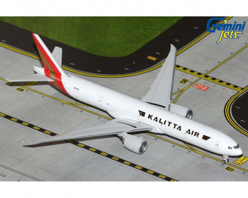 www.JetCollector.com: Thai Airways B777-300ER Suphannahong Royal