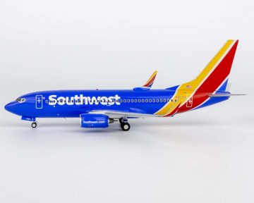 Southwest B737-700 heart livery N7835A 1:200 Scale NG05023