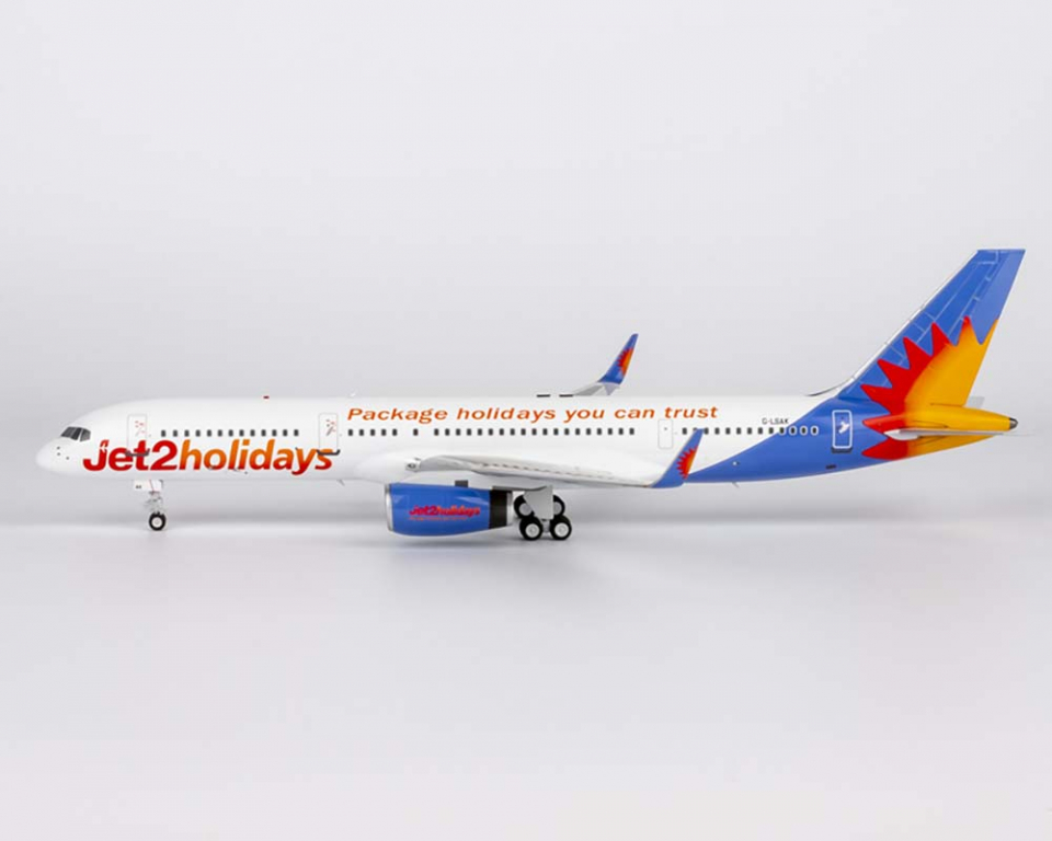 www.JetCollector.com: Jet2.Com B757-200/w G-LSAK 1:200 Scale NG42050