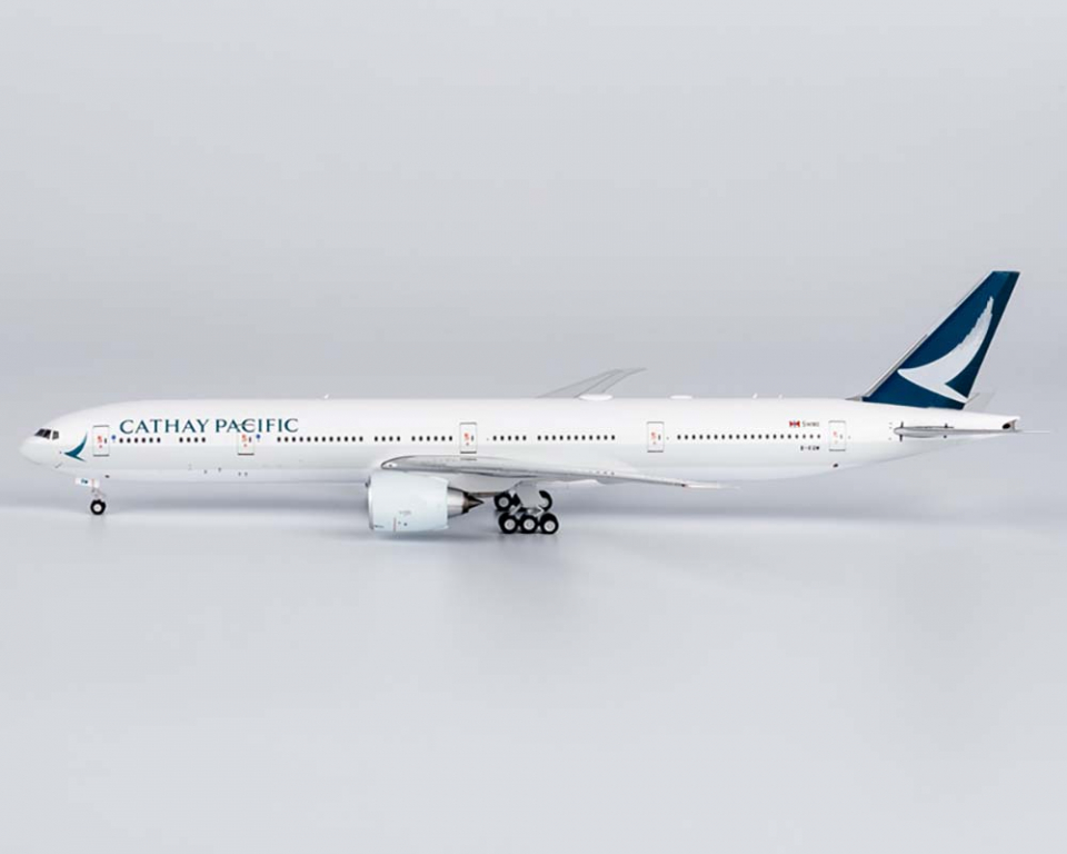 www.JetCollector.com: Cathay Pacific B777-300ER B-KQW 1:400 Scale