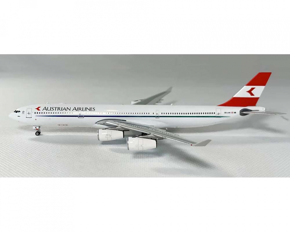 www.JetCollector.com: Austrian Airlines A340-300 OE-LAK 1:400