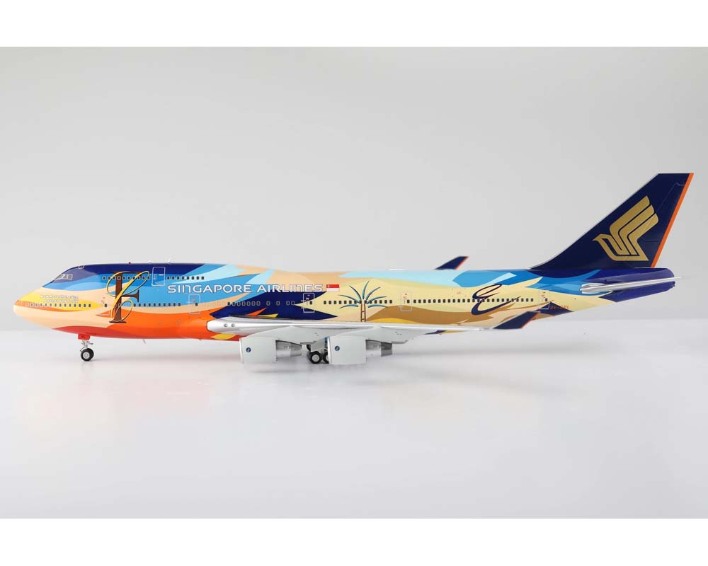 レア 1/200 シンガポール航空 B747-400 Inflight SQ-L2002.jpg