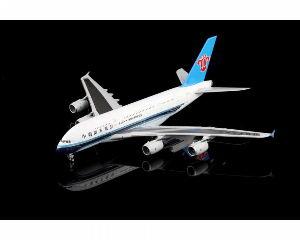 www.JetCollector.com: China Southern A380 B-6139 1:200 Scale SQ