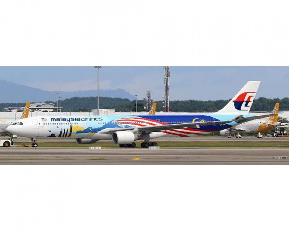 www.JetCollector.com: Malaysia Airlines A330-300 Visit Malaysia